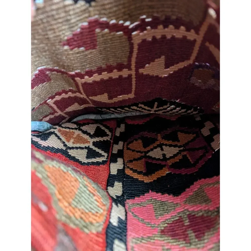 “VNTG, Handmade Kilim Wool Shoulder Bag Tribal Boho Crossbody Purse w/ Tassels - Picture 10 of 16